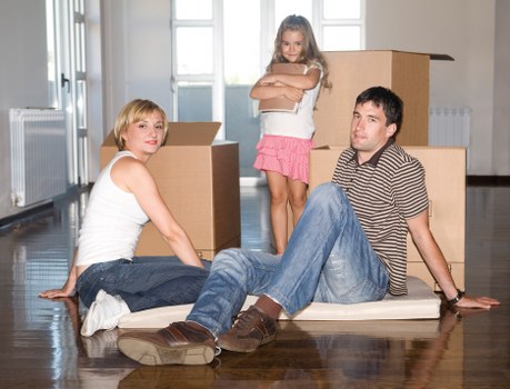Efficient moving experience using removal truck hire in Croydon